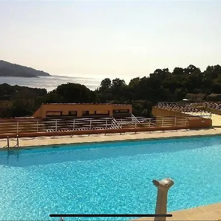 La Terrasse Sur La Mer, Gigaro 4 A 6 Pers, Piscine Et A Pied